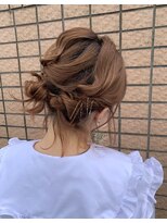 アロウズ(Arrows)&nbsp;王道ゆるふわまとめヘアアレンジ