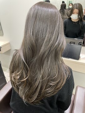 カノイ(KANOI) アッシュカラー/レイヤースタイル/ミディアムレイヤー/韓国巻き