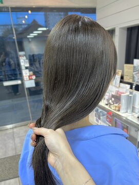 ブレス 小阪店(brace) オリーブベージュで赤味消し☆