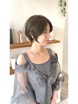 ルヴェール 茜部店(LeVert) オリーブベージュのくびれショート