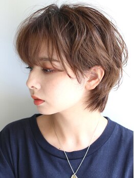 ロッソ ヘアアンドスパ 草加店(Rosso Hair&SPA)の写真/大人女性の魅力を引き出すカット力。お手入れ簡単スタイルは多くの大人女性に支持されるのも納得[草加]