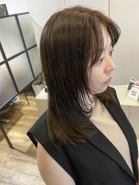 スイート(Suite) 顔周りレイヤーカット×アディクシーカラー
