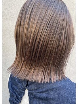 レジュアル(RESSUAL) ミディアムヘア暗めカラーグランマッシュデザインカラー