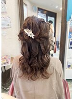 ファンヘアメイク(Fun hair make) ハーフアップ
