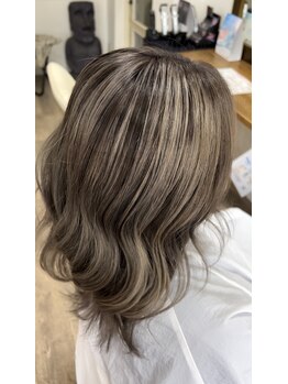 ヘアーズ ハクナ(hairs 897)の写真/【ダメージレスにこだわるカラー】 カラー後でも髪がキシキシしない!こだわり抜いたカラー技術の【897】★