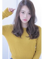 オウル(Owll)&nbsp;ホワイトベージュ曲線カール[mignon]なぜか触れたくなるセミディ