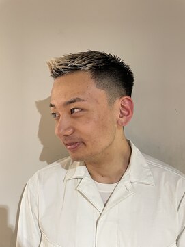 リバレッジ 広尾(Leverage) 海外メンズアップバンクヘア【広尾、恵比寿】担当:尾上