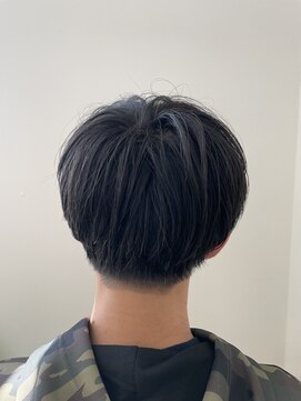 レオ 幸手(Leo) 20代30代40代メンズ刈り上げ韓流マッシュ爽やかビジネス