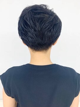 クオリス 上福岡店(QUALIS) 黒髪/刈上げショート/40代50代60代/白髪染め/グラデーション/