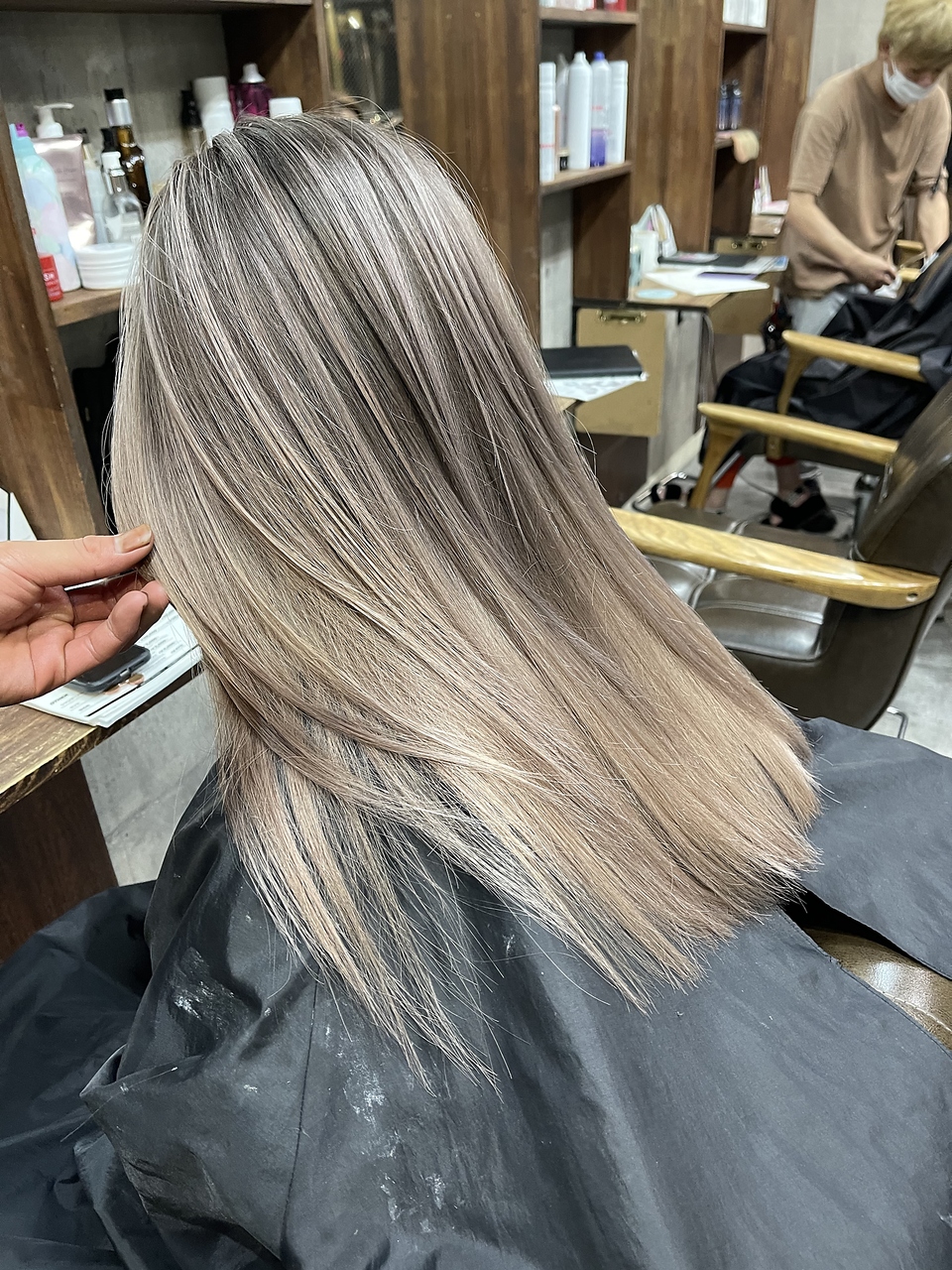 ラフ(LAFF)&nbsp;#黒髪#ボブルフ#ネビージュ#小顔#ワンレン