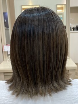 アルターリール(aL ter Rire) オリーブグレージュ/澤瑞絵