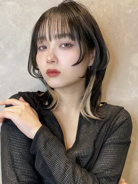 トルネード(TORNADO) 外ハネウルフフェイスレイヤーイヤリングカラーグレージュ A0216