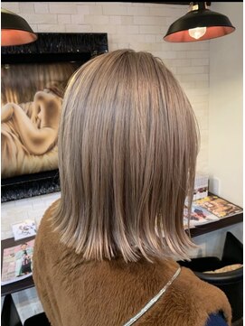 ボアップ(boappu) #ミルクティーカラー#カラー#ブリーチ