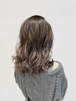 シファー(～Cifer)&nbsp;ブリーチなしダブルカラーで作るアッシュグレイ♪