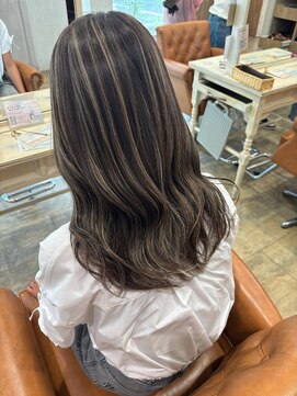 シエル(ciel) ハイライト/ベージュカラー/ブリーチカラー