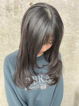 パッシュ(PASH) 黒髪レイヤーカット