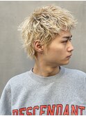 ベリーショート/ニュアンスデザイン/金髪/スパイキーショート