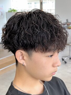 ラヴィズム(LUVISM) 波巻きパーマツイストスパイラルパーマメンズマッシュパーマ万代