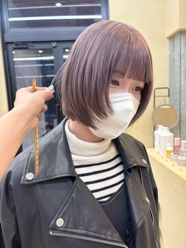 スニュウ(snuw) 似合わせカットボブレイヤーカットミルクティカラー