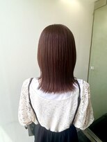 ロッティー(Lotti) ほんのり甘さをプラスした、大人のピンクベージュ