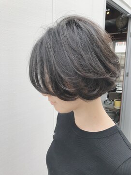 ルーファス 恵比寿 渋谷(Ruufus) 大人のモード束感ショートボブ【Ruufus恵比寿渋谷】