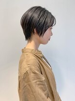 テトヘアー(teto hair) short(ハンサムショート、黒髪、前下がり)