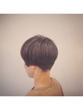 ヴィハーラ ヘアアンドビューティーライフサロン(VIHARA HAIR BEAUTY LIFE SALON) ミニマルマッシュ
