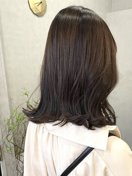 エニタイム(Anytime) ベージュカラー 外ハネミディアム 木場美容室