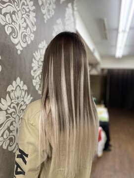 サルジュ 津田沼店(Salju) イルミナカラー＋レミー毛シールエクステ6０本　【津田沼】