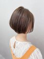 マルレ(MARLE) ショートボブ。柔らかな質感で女性らしく。