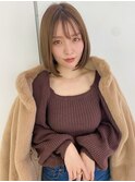 ボブ×シースルーバング_グレーベージュレイヤーロング