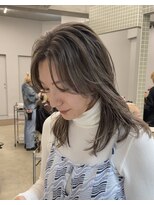 ヴァーディ オモテサンドウ(Vardy omotesando)&nbsp;グレージュ・ハイトーン・ケアブリーチ ・ベージュカラー