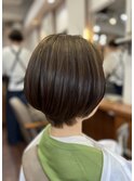 ショートボブ