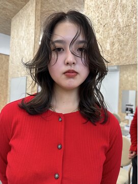 フイ(HUi) 顔まわりレイヤーでイメージチェンジ