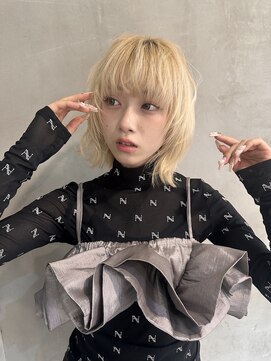 エイチ(H eitf) H【eitf】原宿 表参道 ホワイトブロンド/レイヤーボブ