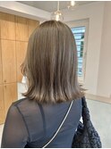 ボブ_ホワイトグレージュ_ミニウルフ_チェリーブラウン