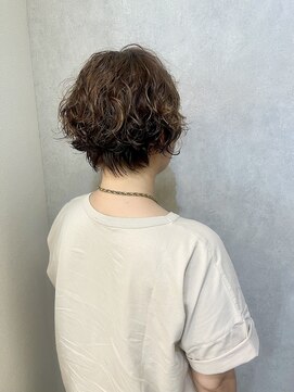 ウィスプ 赤羽店(wisp) ショートカールスタイル