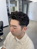 グルーマーズトウキョウ(GROOMER/S TOKYO)&nbsp;神保町ブルーブラック韓国マッシュセンターパートメンズパーマ☆