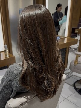 ザザ ZA/ZA 目白 レイヤーカット