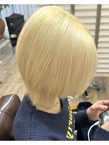 ラウラアンドロー(LAURA&RO)&nbsp;ダブルカラー/ケアブリーチ/インナーカラー/ベージュ【塚口】