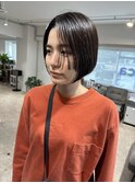 顔まわりプツっとボブ
