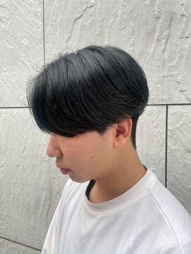 ワンズナゴヤ 名古屋栄店(ONE's NAGOYA) スペインカールスパイキーショートブルーブラックフェザーパーマ