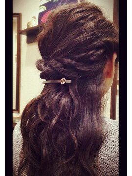 ヘアーサロン リノ(Hair Salon Lino) ふわふわねじりアレンジ