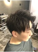 アップバングマッシュ