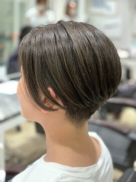 アトリエナガノ(atelier nagano) ショートボブ/ニュアンスカラー/ツヤ髪スタイル/ブルージュ