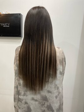 パーティパーティ ヘア(PARTYPARTY hair) コントラストハイライト/ナチュラルエクステ/プルエクステ/巻髪