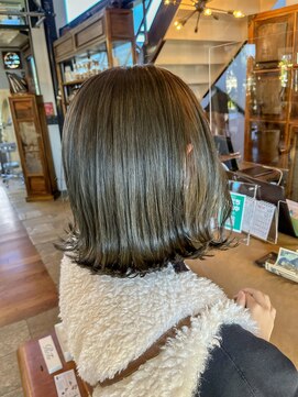 ナゴンスタイル(NAGON STYLE) マットグレージュ×切りっぱなし