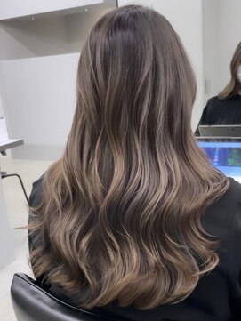 ジルブラン 横浜関内(JIL BLAN) ハイライトバレイヤージュダブルカラーケアプリーチ30代40代