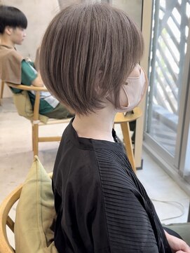 ミィ 表参道(mee.) 前髪/マチルダボブ/ピンクベージュ/インナーグレージュ/表参道