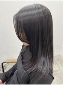セミロングヘアレイヤー